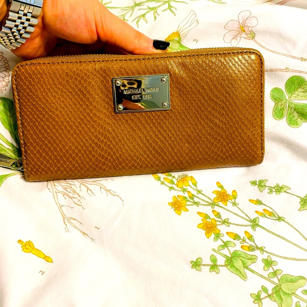 Genuine MK Snake skin wallet. Excellent condition
